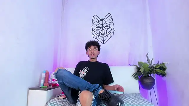 josesweet  online show from November 15, 2025, 10:04 pm