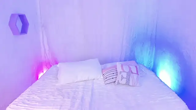 josesweet  online show from November 25, 2025, 5:57 pm