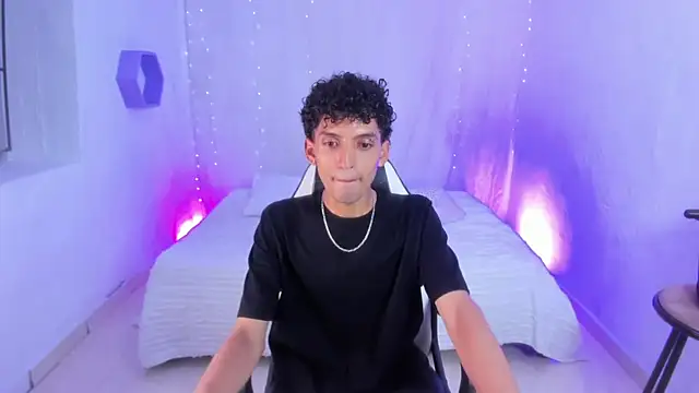 josesweet  online show from December 3, 2025, 12:03 pm