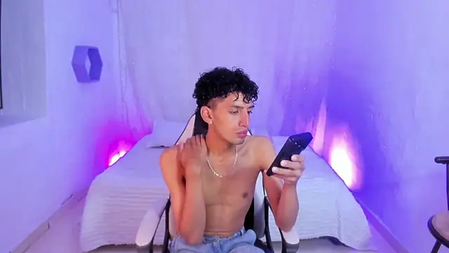 josesweet  online show from December 4, 2025, 11:19 am