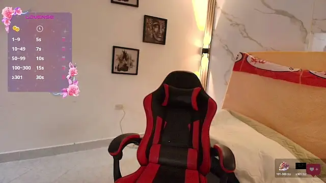 Nina Rouge7 online show from November 15, 2025, 1:40 pm