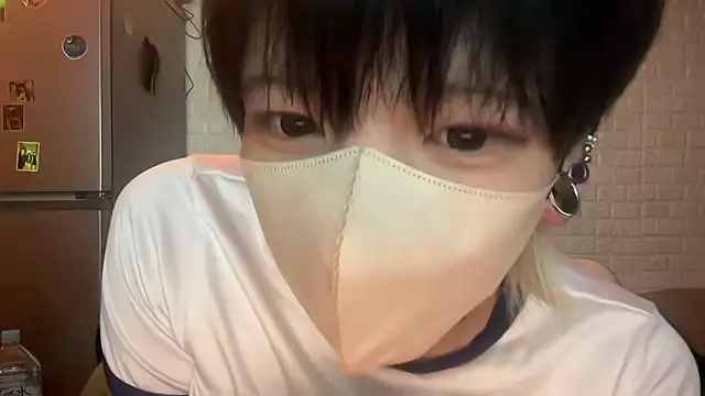 tora3220 online show from September 30, 2025, 1:16 pm