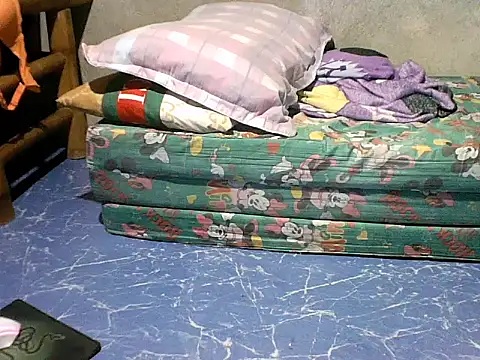 Ella marie14 online show from November 15, 2025, 10:59 pm