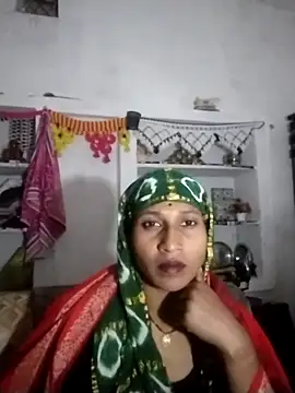 Hot ruip58585 online show from November 18, 2025, 2:10 pm