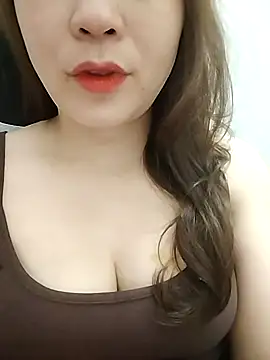 Girl Shy2000 online show from April 20, 2026, 9:49 pm