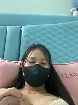 kamdan12 online show from September 28, 2025, 1:16 pm