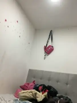 Moisesjrtapia online show from April 17, 2026, 5:27 pm