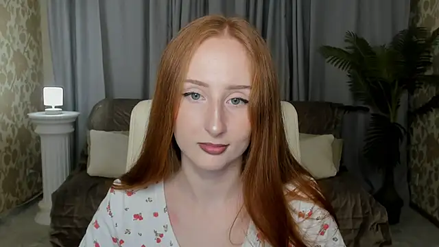 TwilightSerena online show from November 24, 2025, 7:35 pm