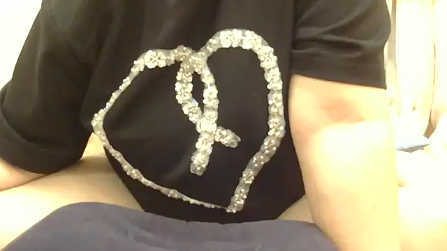 Kimkhaepretty online show from October 4, 2025, 3:10 pm