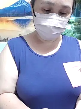 Kimkhaepretty online show from October 8, 2025, 4:04 pm