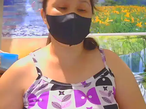 Kimkhaepretty online show from November 16, 2025, 1:39 pm