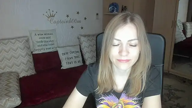 Tiffany Bates online show from November 14, 2025, 4:11 am