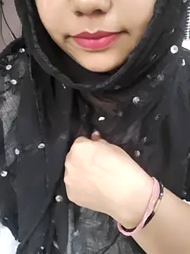 Miss Rose   online show from March 13, 2026, 4:30 am