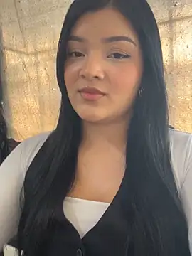 EmmaBlossom online show from September 28, 2025, 4:56 pm