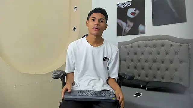 paull cassidy online show from December 4, 2025, 11:19 am