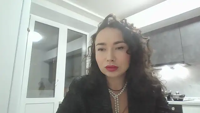 Cynariva online show from November 9, 2025, 9:51 am