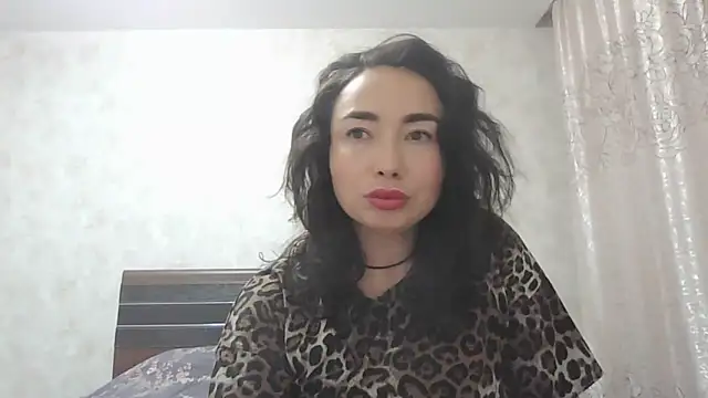 Cynariva online show from November 16, 2025, 2:00 pm