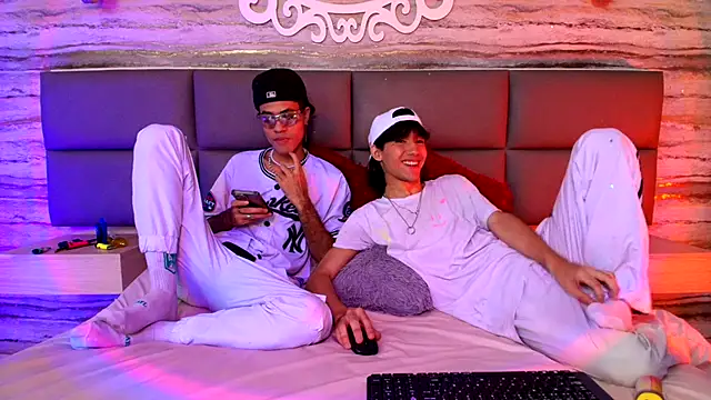 Lovers 21 online show from September 28, 2025, 8:25 pm