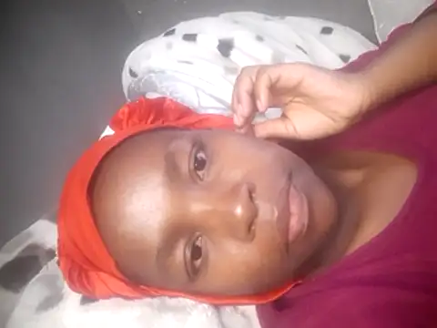 QueenLanaL online show from December 5, 2025, 4:32 am