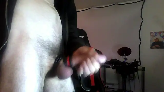 Neekaleek89 online show from October 9, 2025, 4:27 pm