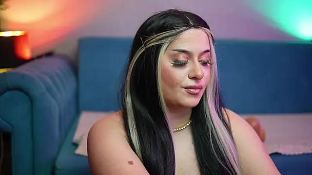 KarlaJai online show from October 31, 2025, 9:16 pm