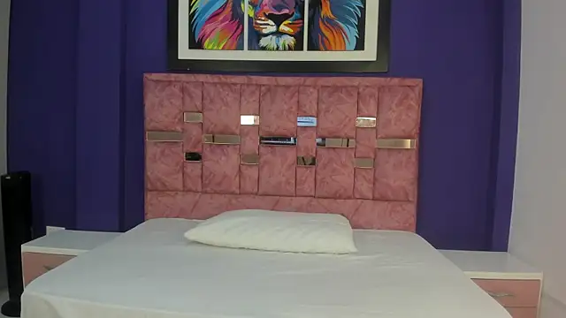 abella lov online show from November 22, 2025, 12:26 pm