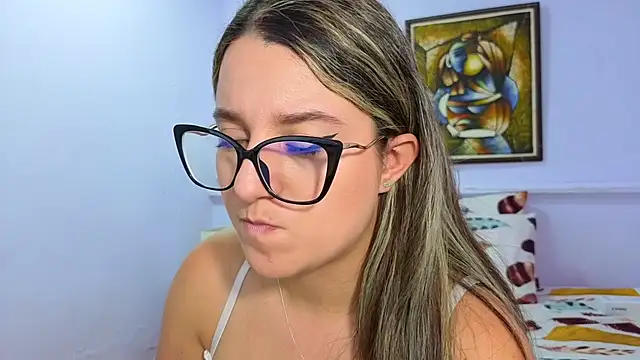 katiaa lovv online show from October 13, 2025, 2:39 pm