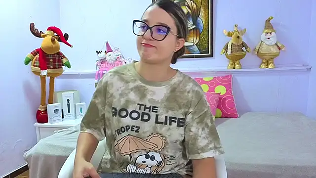 katiaa lovv online show from November 23, 2025, 12:27 pm