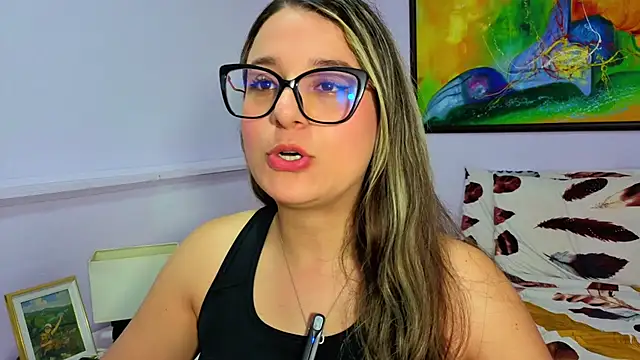 katiaa lovv online show from March 24, 2026, 12:21 pm