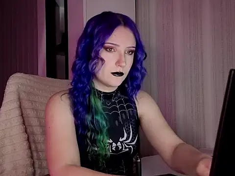 Snapshot of violet-siren-x chatting on April 10, 2026, 9:14 am violet-siren-x online show from April 10, 2026, 9:14 am