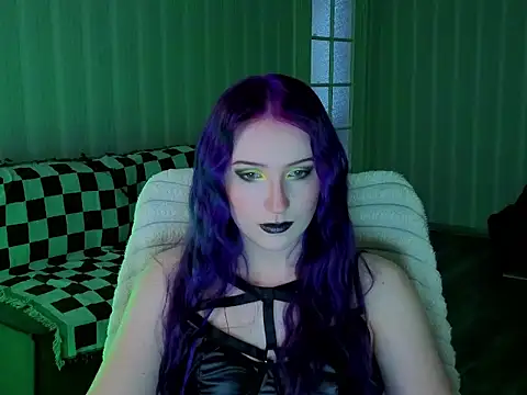 violet-siren-x online show from June 16, 2026, 11:57 am