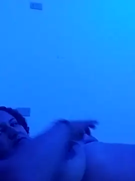 MEYBELLATINA online show from November 19, 2025, 9:15 pm