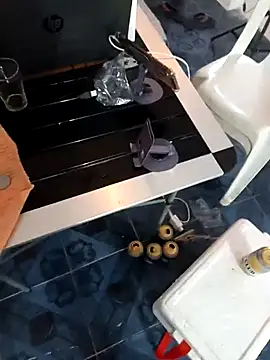 ANTHONYHOTT69 online show from October 8, 2025, 11:02 pm