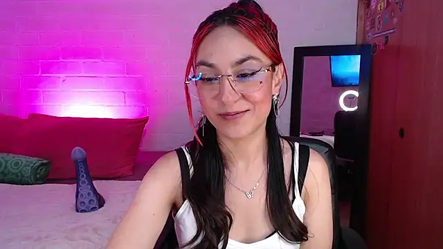 Amy66 online show from May 22, 2026, 4:30 am