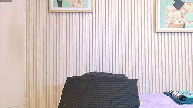 Abrilmirren online show from April 17, 2026, 11:24 am