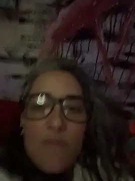 Snapshot of inkdmagz chatting on April 3, 2026, 1:09 pm inkdmagz online show from April 3, 2026, 1:09 pm