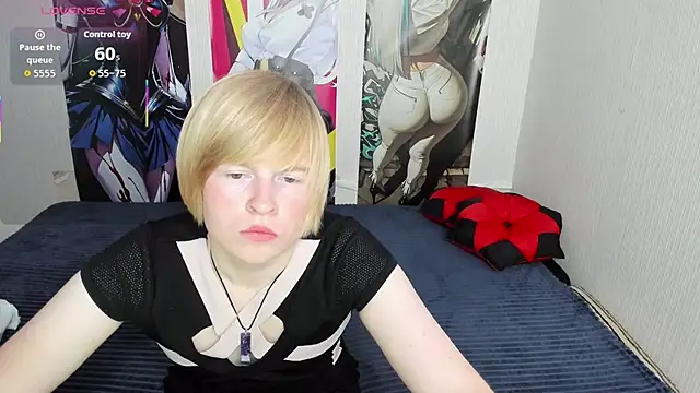 Cattie w  online show from October 17, 2025, 1:20 am