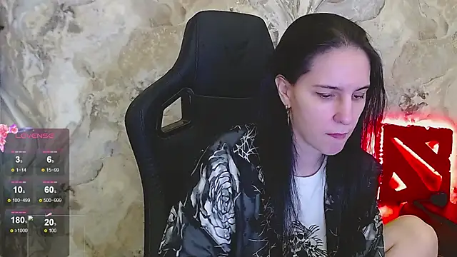 Snapshot of Irwi_Tomboy chatting on May 20, 2026, 5:08 pm Irwi Tomboy online show from May 20, 2026, 5:08 pm