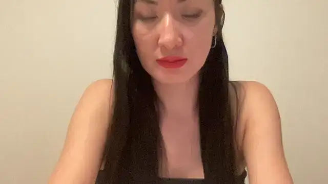 Fenaraya online show from January 7, 2026, 10:01 pm