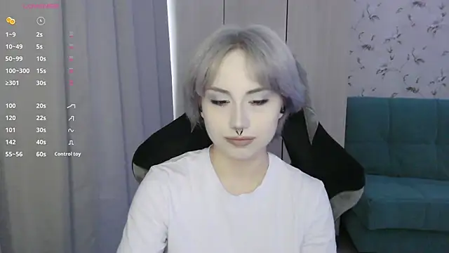 LeisaHopperstad online show from June 10, 2026, 12:37 pm