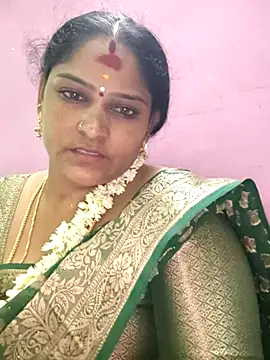 navyasree143 online show from October 2, 2025, 5:31 pm