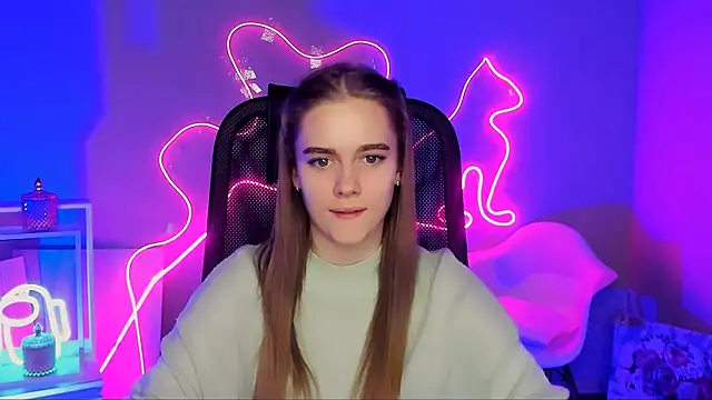 JuneWoods online show from February 20, 2026, 3:34 pm