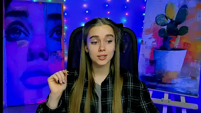 JuneWoods online show from March 2, 2026, 1:40 pm