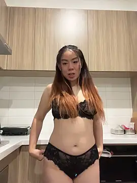 blueburrypie online show from December 21, 2025, 3:19 pm