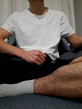 herkes26 online show from December 14, 2025, 12:05 am