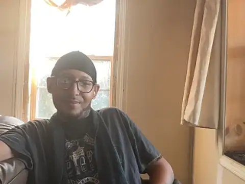 ThrowedWorldWide online show from December 22, 2025, 4:48 pm