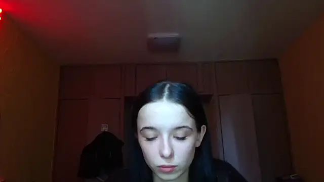 Emilia Light online show from April 14, 2026, 8:20 am