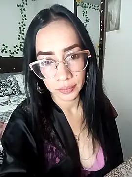 YaraDuartee online show from February 14, 2026, 1:46 am