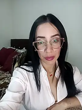 Snapshot of YaraDuartee chatting on March 29, 2026, 1:05 am YaraDuartee online show from March 29, 2026, 1:05 am