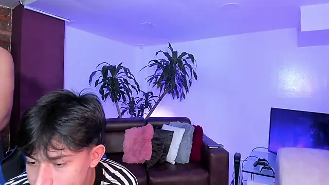 Spaceboys18 online show from October 15, 2025, 1:17 am